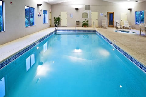 Holiday Inn Express Hotel & Suites Muskogee By IHG Hotel in Muskogee