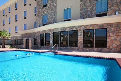 Holiday Inn Express Texas City By IHG Hotel in La Marque