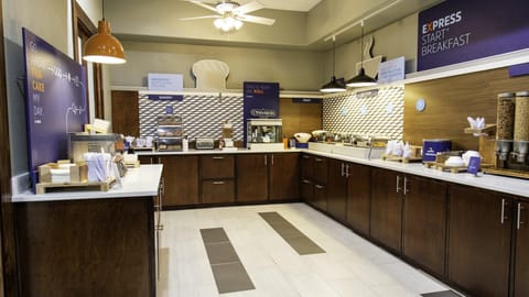 Holiday Inn Express Texas City By IHG Hotel in La Marque