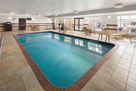 Holiday Inn Express Hotel & Suites Cherry Hills By IHG Hotel in Omaha
