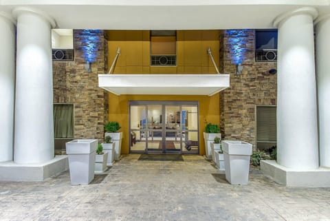 Holiday Inn Express & Suites Morristown By IHG Hotel in Morristown