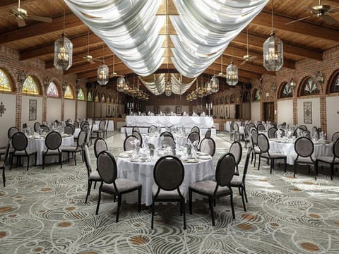 William Tell Hotel MOD Collection by Sonesta Hotel in Countryside