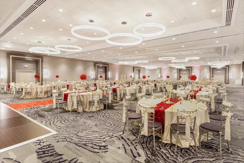 Holiday Inn Chicago Northwest/Crystal Lake/Convention Center By IHG Hotel in Crystal Lake