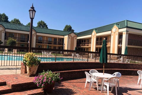 Quality Inn Morganton Southeast Hotel in Morganton