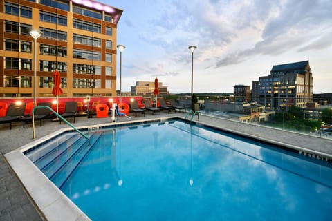 Aloft Greenville Downtown Hotel in Greenville