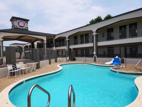 Express Inn Tomball Hotel in Tomball