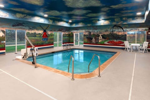 Links Bos Landen Hotel & Spa of Pella, Trademark by Wyndham Hotel in Pella