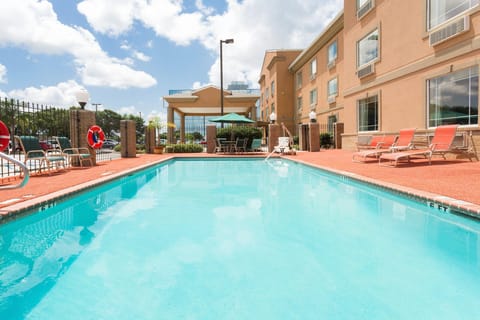 Holiday Inn Express Harvey-Marrero By IHG Hotel in Gretna