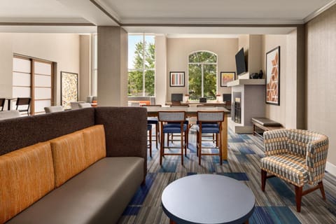 Holiday Inn Express Hotel & Suites Auburn - University Area By IHG Hotel in Auburn