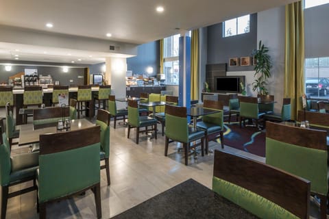 Holiday Inn Express Hotel & Suites Livermore By IHG Hotel in Livermore