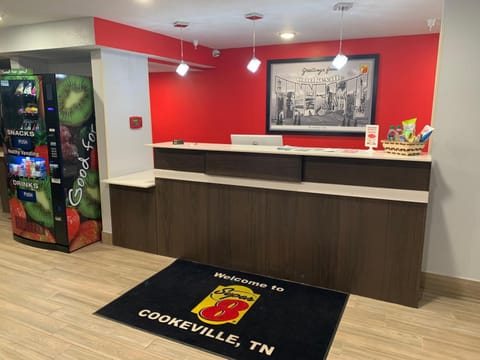 Super 8 by Wyndham Cookeville Hotel in Cookeville