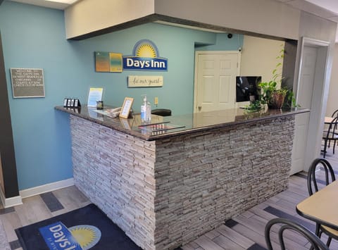 Days Inn by Wyndham West Branch Iowa City Area Hotel in Iowa