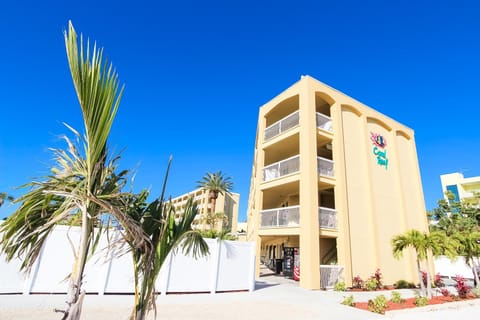 Coral Reef Beach Resort Hotel in Saint Pete Beach