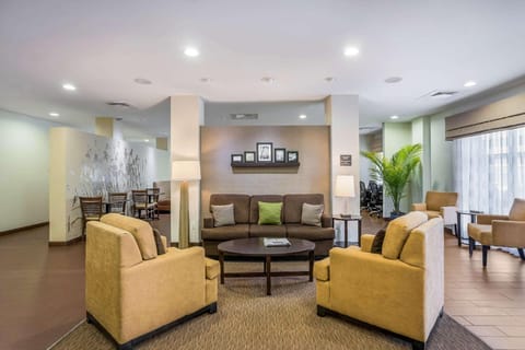 Sleep Inn & Suites Hannibal West Hotel in Hannibal