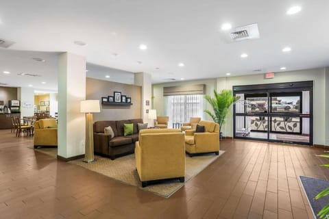 Sleep Inn & Suites Hannibal West Hotel in Hannibal