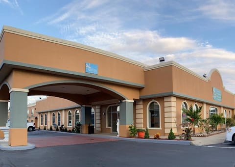 Quality Inn Vincennes Hotel in Indiana