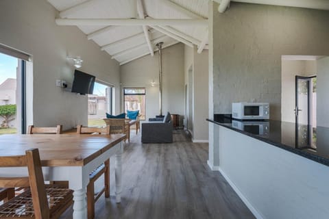 Blue Bay Lodge Lodge in Western Cape