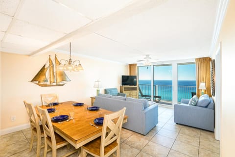 Landmark Holiday Beach Resort Apartment hotel in Panama City Beach