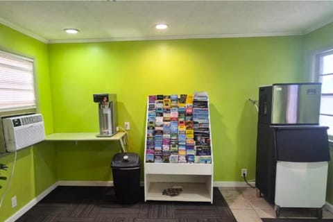 Economy Inn Cadillac MI by Hotel O Hotel in Cadillac