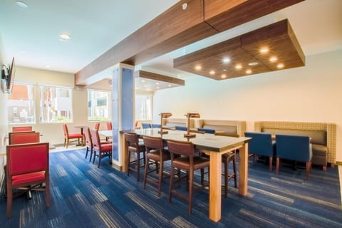 Holiday Inn Express Anaheim West By IHG Hotel in Buena Park