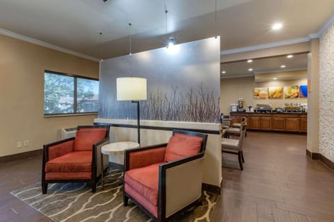 Comfort Inn & Suites Waterloo - Cedar Falls Hotel in Waterloo