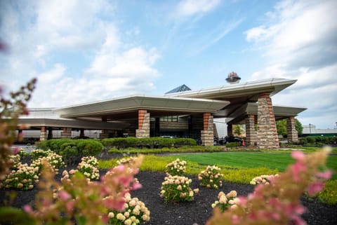 Mohegan Pennsylvania-Adults Only Hotel in Luzerne County