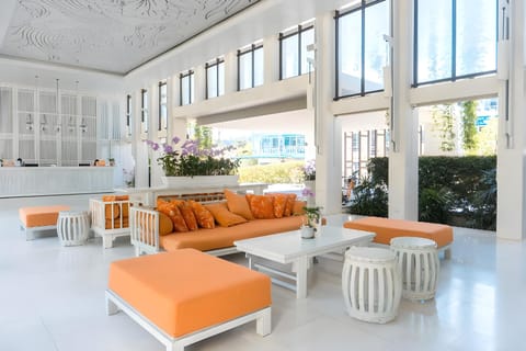 Proud Phuket, Naiyang Beach Hotel in Mai Khao