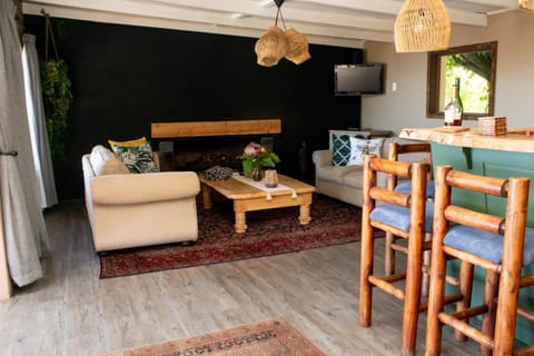 Shared lounge/TV area