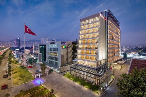 Hilton Garden Inn Izmir Bayrakli Hotel in Izmir