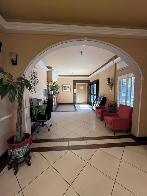 Garvey Inn Hotel - 小台北酒店, Monterey Park Inn in Alhambra