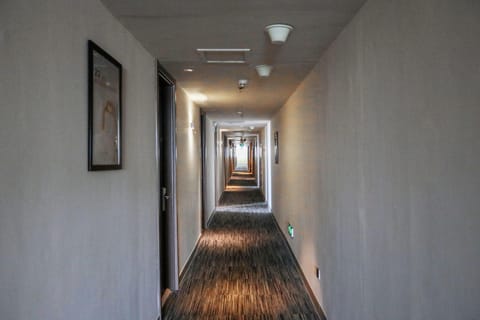 Jinjiang Inn Select Beijing Pingguoyuan Subway Station Hotel in Beijing