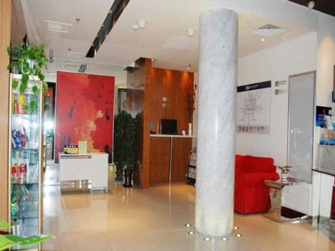 Jinjiang Inn Select Beijing Pingguoyuan Subway Station Hotel in Beijing
