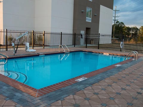 Holiday Inn Express Slidell By IHG Hotel in Slidell