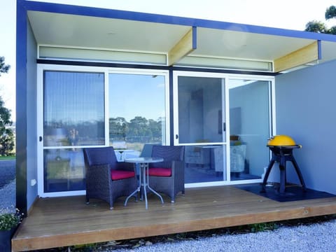 Pelican Point Sanctuary Apartment hotel in St Helens