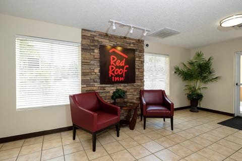 Red Roof Inn Defuniak Springs Hotel in South Walton County