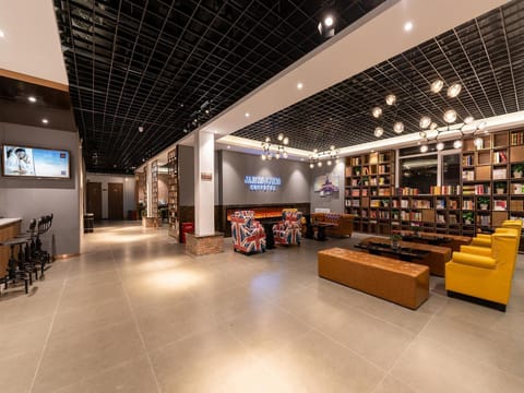 James Joyce Coffetel Beijing Pinggu Hospital Century Square Hotel in Tianjin