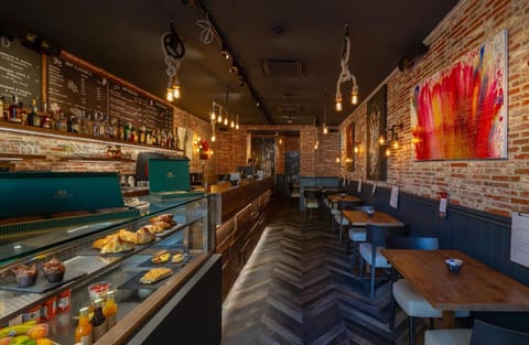 Bar/lounge