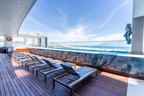 Blaauwberg Beach Hotel Hotel in Cape Town