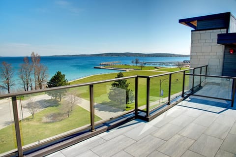 Hotel Indigo Traverse City By IHG Hotel in Traverse City