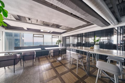 Bar/lounge