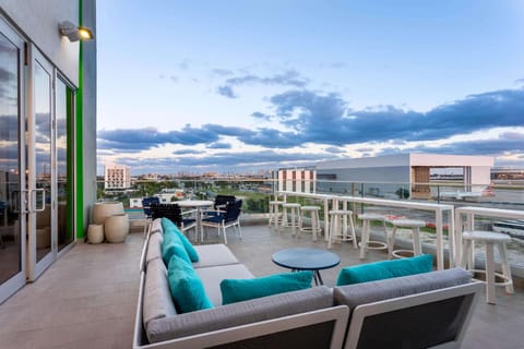 Wyndham Garden Miami International Airport Hotel in Miami Springs