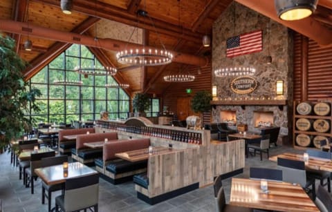 Westgate Smoky Mountain Resort & Waterpark Resort in Gatlinburg