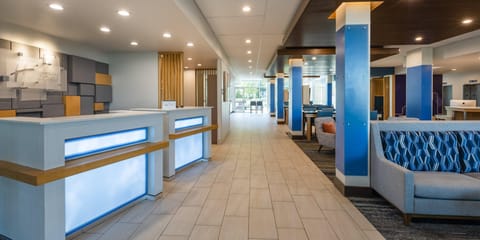 Holiday Inn Express & Suites Greenwood North By IHG Hotel in Lake Greenwood