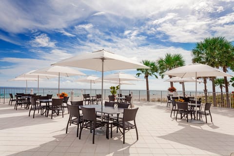 Holiday Inn Express & Suites Panama City Beach - Beachfront By IHG Hotel in Panama City Beach