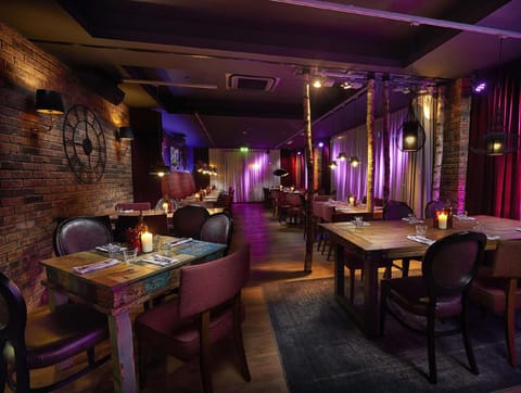 Bar/lounge