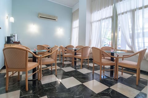 Ares Athens Hotel Hotel in Athens