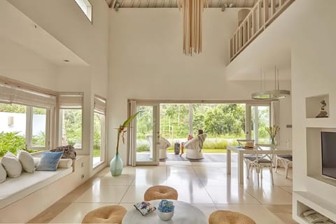 Cloud Nine Estate Resort in Ubud