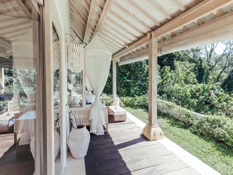 Cloud Nine Estate Resort in Ubud