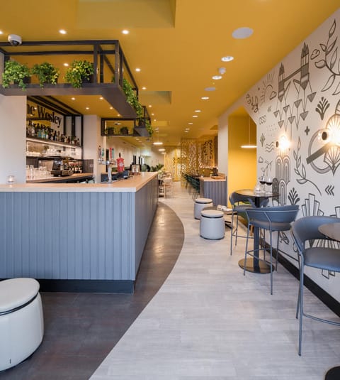 Bar/lounge