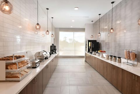 La Quinta Inn & Suites by Wyndham Wisconsin Dells- Lake Delton Hotel in Lake Delton